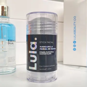 Mascarilla Facial en Barra Carbon de Lula - Cuidado facial